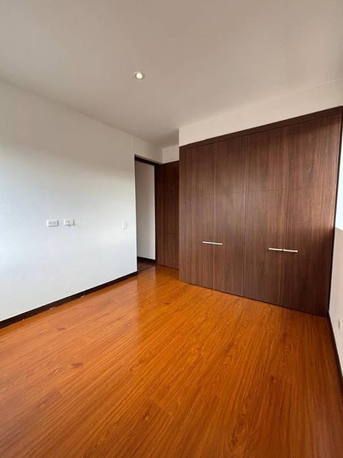 Apartamento de 3 alcobas en venta en Colina Campestre, Bogotá, 108 m² · foto 17 de 23