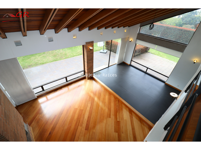 Casa de 4 alcobas en arriendo en Pueblo Viejo, Cota, 514 m² · foto 14 de 24