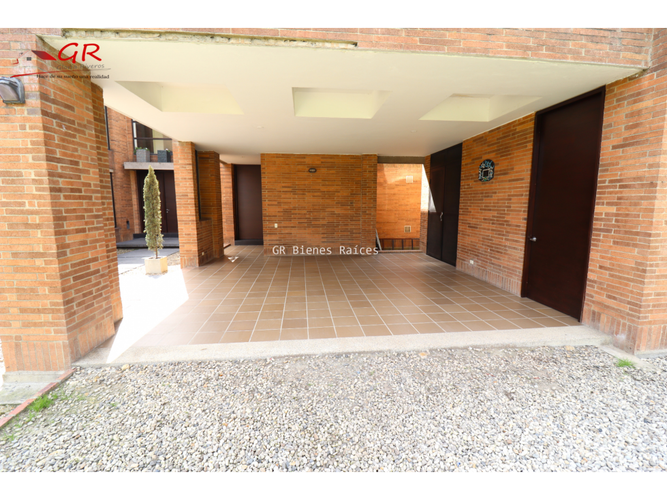 Casa de 4 alcobas en arriendo en Pueblo Viejo, Cota, 514 m² · foto 24 de 24