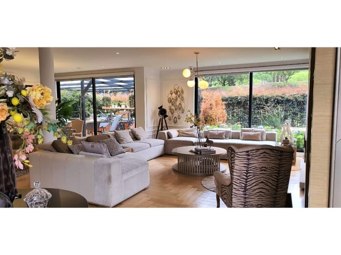 Casa de 4 alcobas en arriendo en Cota, 380 m² · foto 1 de 23