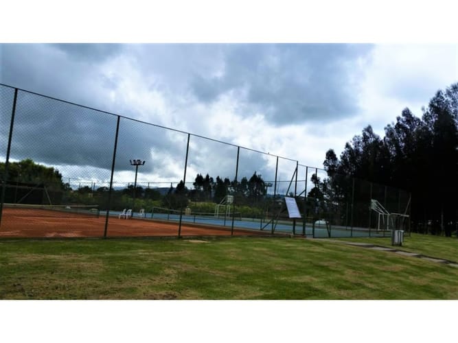 Casa de 4 alcobas en arriendo en Cota, 380 m² · foto 10 de 23