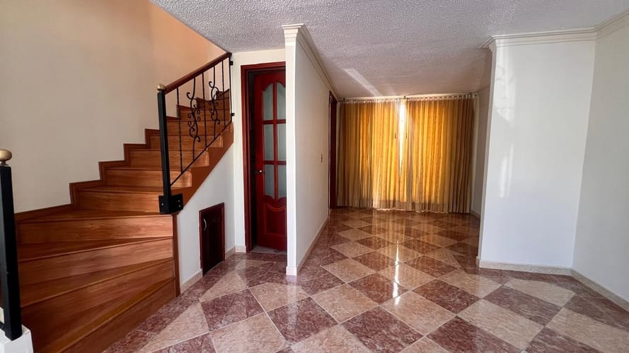 Casa de 3 alcobas en venta en Tunja, Tunja, 95 m² · foto 3 de 17