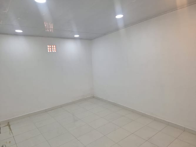 Casa de 5 alcobas en arriendo en Alhambra, Bogotá, 230 m² · foto 3 de 12