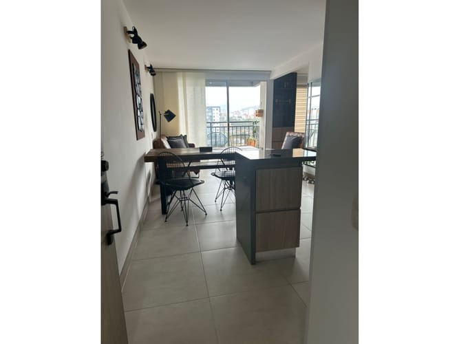 Apartamento de 2 alcobas en venta en Prados Del Norte, Cali, 70 m² · foto 2 de 23