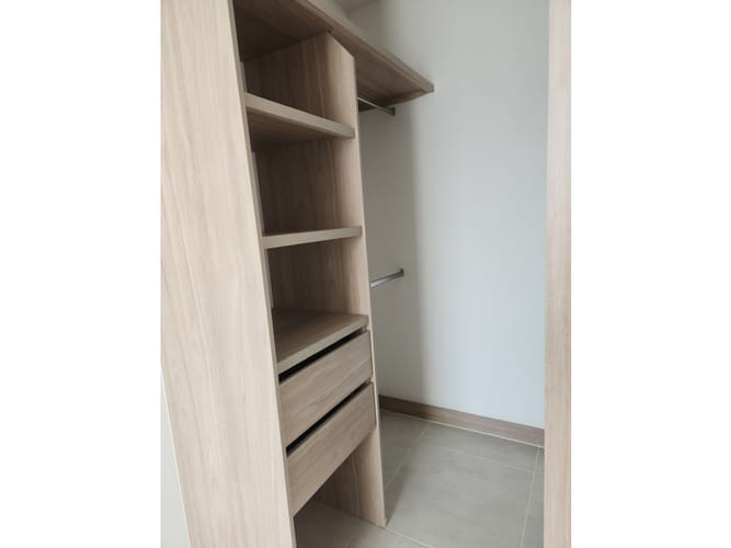Apartamento de 2 alcobas en venta en Prados Del Norte, Cali, 70 m² · foto 11 de 23