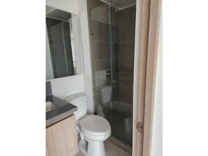 Apartamento de 2 alcobas en venta en Prados Del Norte, Cali, 70 m² · foto 12 de 23
