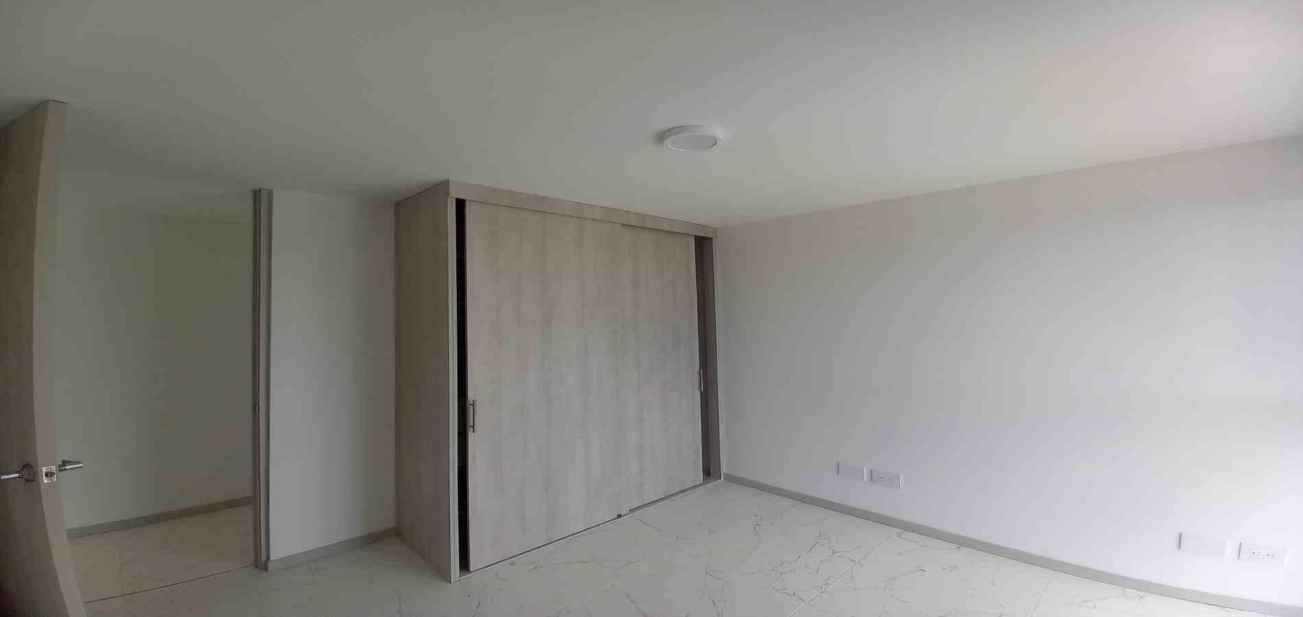 Apartamento en venta en Avenida 30 De Agosto, Pereira · foto 6 de 19