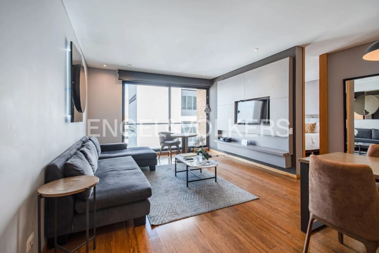 Apartamento de 2 alcobas en venta en Chico Norte, Bogotá, 81 m² · foto 3 de 16