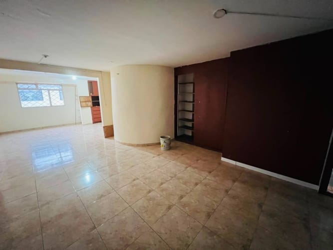 Casa de 4 alcobas en venta en Colon, Bogotá, 360 m² · foto 14 de 23