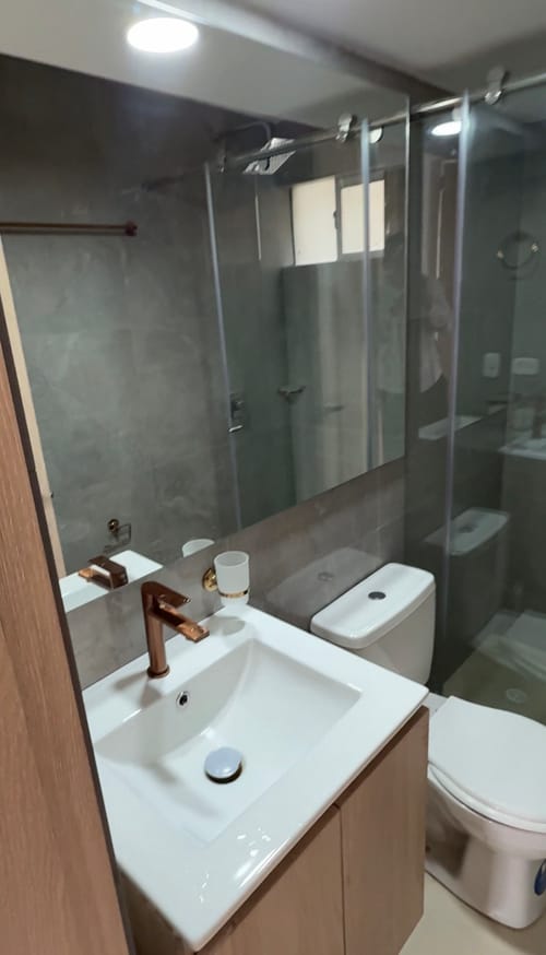 Apartamento de 3 alcobas en venta en San Pedro, Madrid, 47 m² · foto 2 de 8