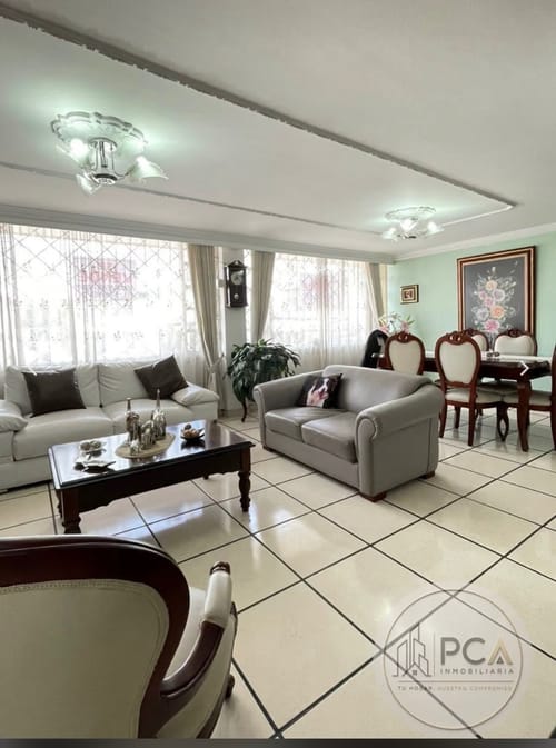 Apartamento de 3 alcobas en arriendo en Engativá, Bogotá, 250 m² · foto 2 de 18