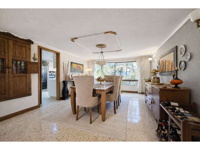 Apartamento de 3 alcobas en venta en Castropol, Medellín, 224 m² · foto 2 de 24