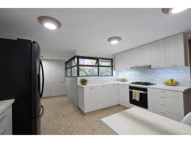 Apartamento de 3 alcobas en venta en Castropol, Medellín, 224 m² · foto 5 de 24
