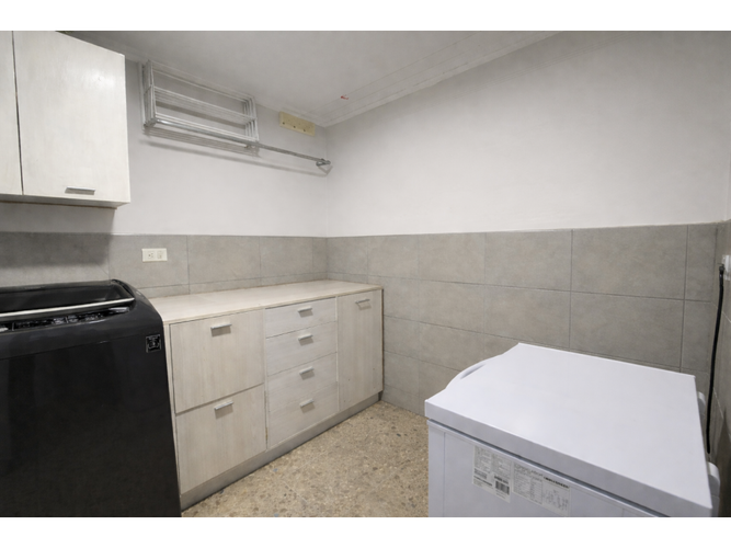Apartamento de 3 alcobas en venta en Castropol, Medellín, 224 m² · foto 17 de 24