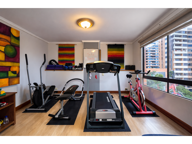 Apartamento de 3 alcobas en venta en Castropol, Medellín, 224 m² · foto 23 de 24