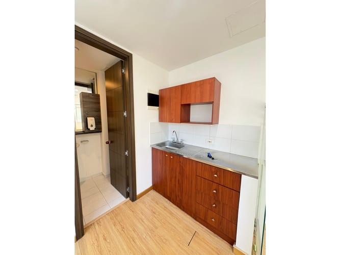 Local en arriendo en Asomadera No.2, Medellín, 50 m² · foto 4 de 6