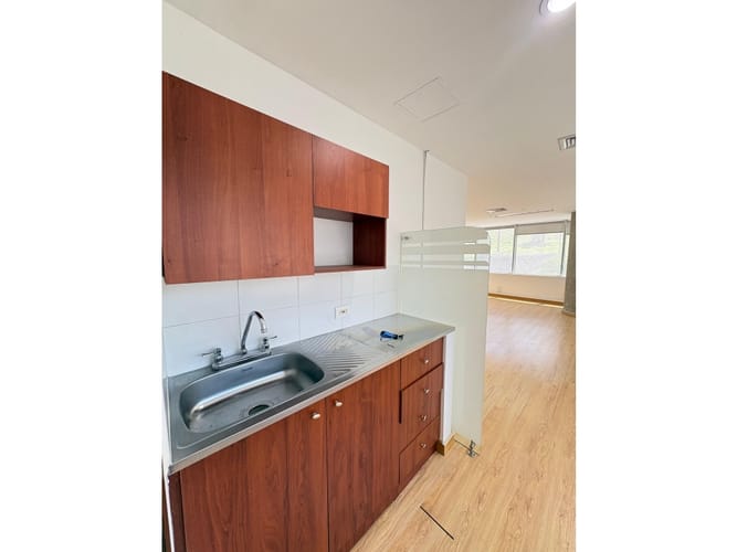 Local en arriendo en Asomadera No.2, Medellín, 50 m² · foto 6 de 6