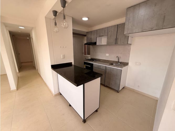 Apartamento de 3 alcobas en venta en Valle Del Lili, Cali, 66 m² · foto 2 de 13
