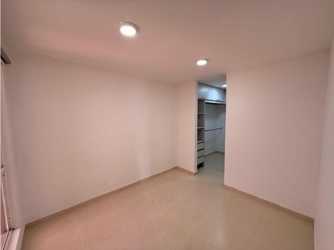 Apartamento de 3 alcobas en venta en Valle Del Lili, Cali, 66 m² · foto 13 de 13