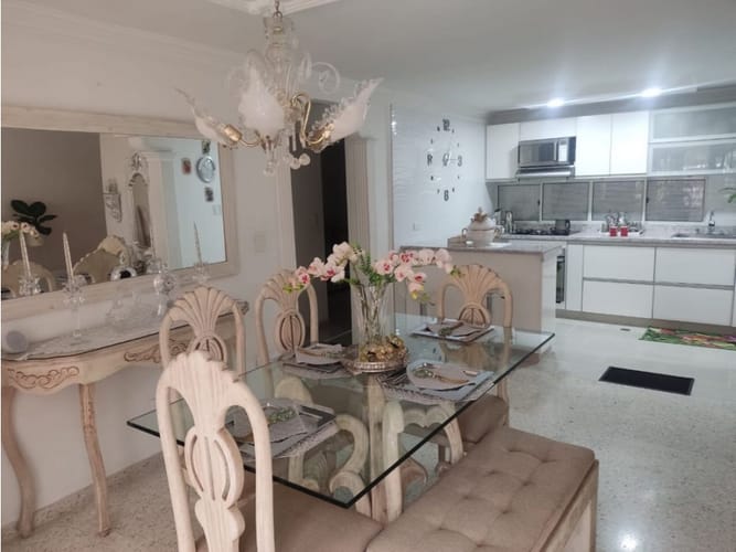 Apartamento de 3 alcobas en venta en Ciudad Capri, Cali, 134 m² · foto 8 de 16