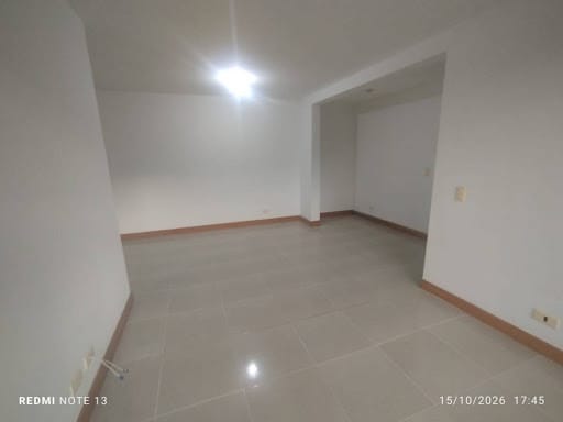 Apartamento de 3 alcobas en arriendo en San Remo, Sabaneta, 65 m² · foto 2 de 16