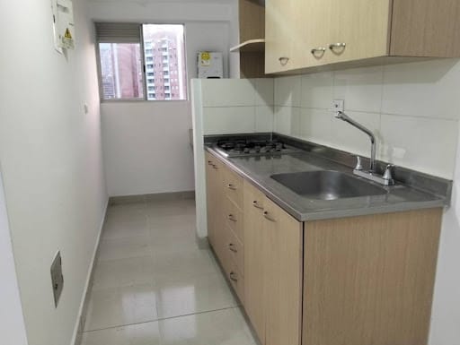 Apartamento de 3 alcobas en arriendo en San Remo, Sabaneta, 65 m² · foto 3 de 16