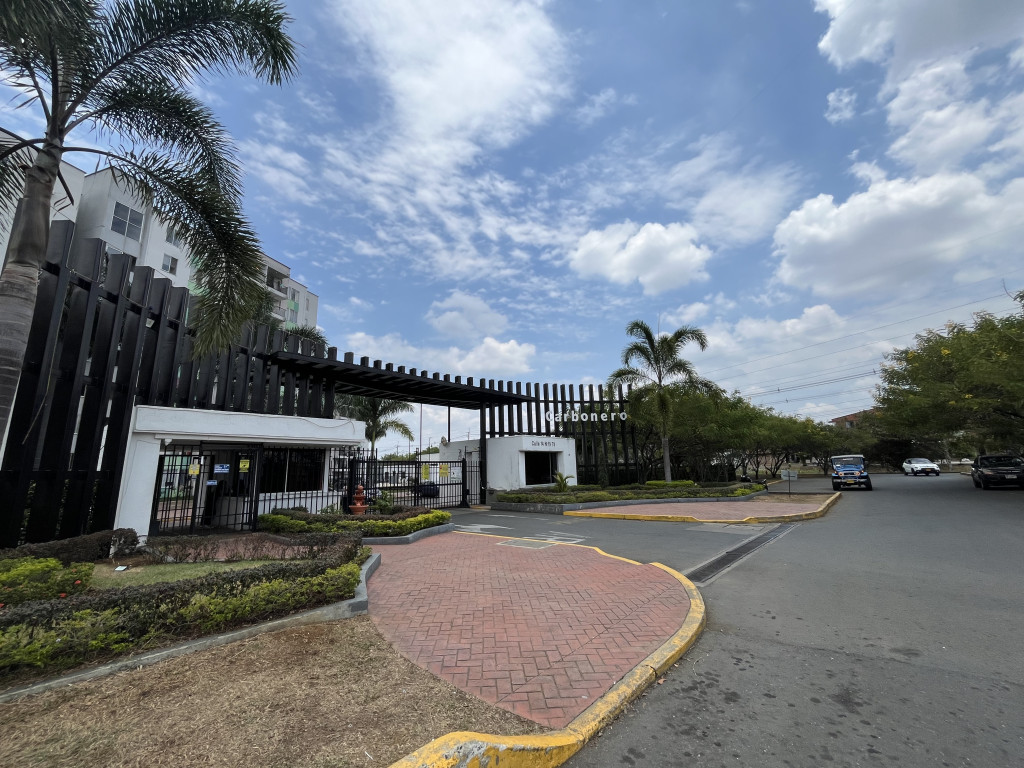 Apartamento en arriendo en Parque Natura, Jamundí · foto 2 de 24