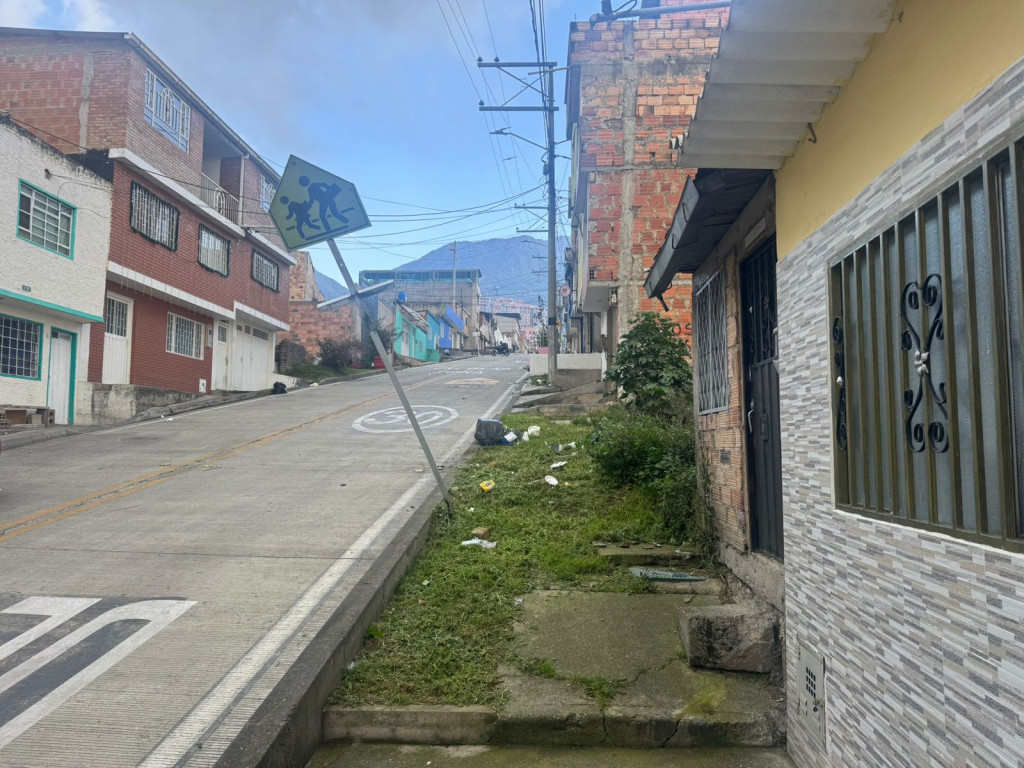 Casa en venta en El Pinar, Bogotá · foto 2 de 10