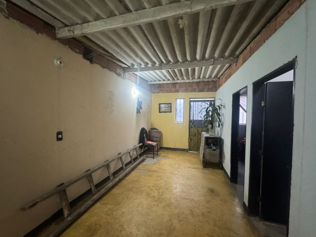 Casa en venta en El Pinar, Bogotá · foto 4 de 10