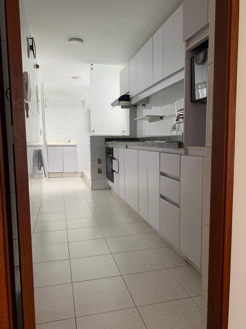 Apartamento en venta en Ciudad Salitre, Bogotá · foto 2 de 15