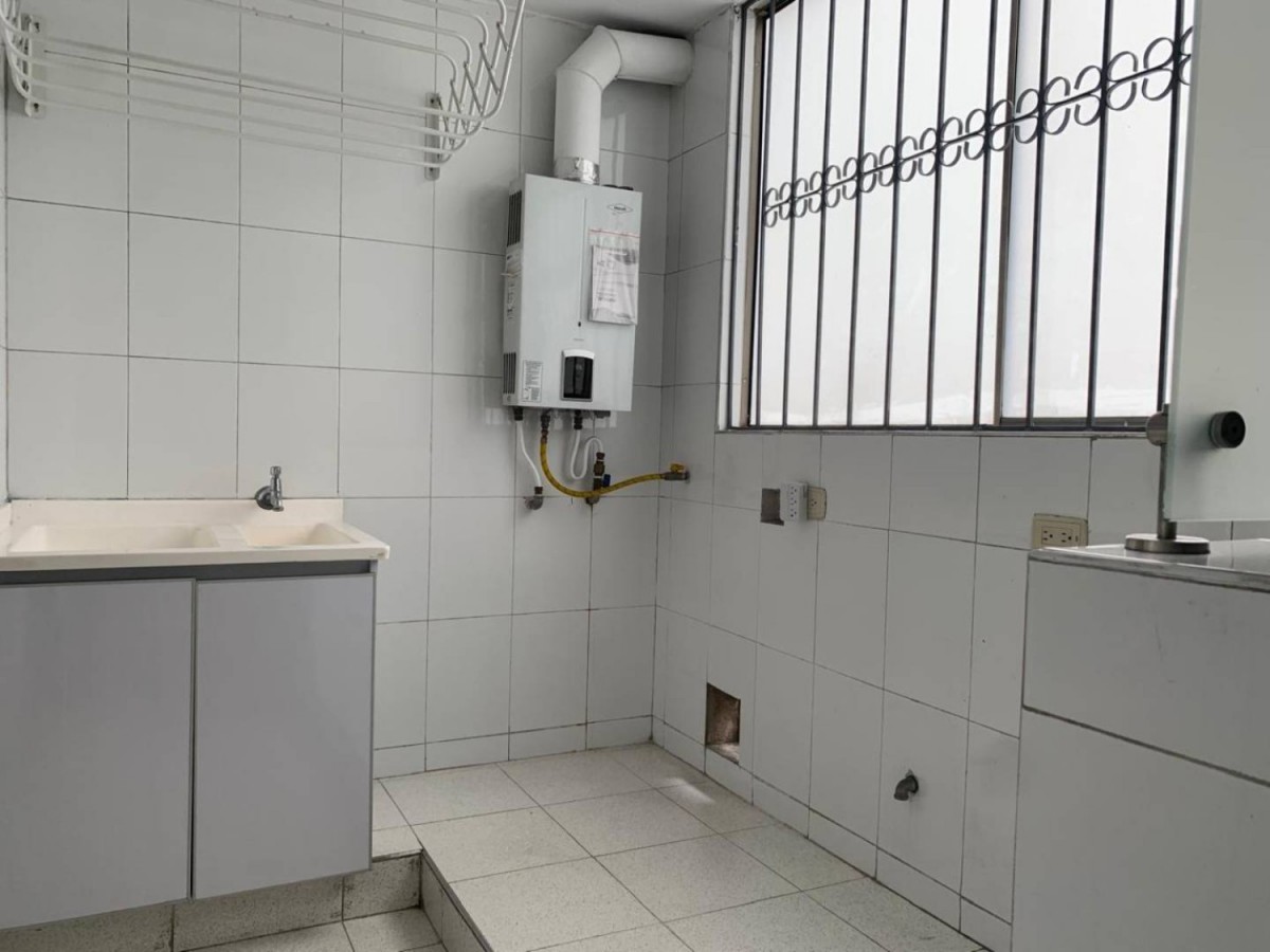 Apartamento en venta en Ciudad Salitre, Bogotá · foto 10 de 15