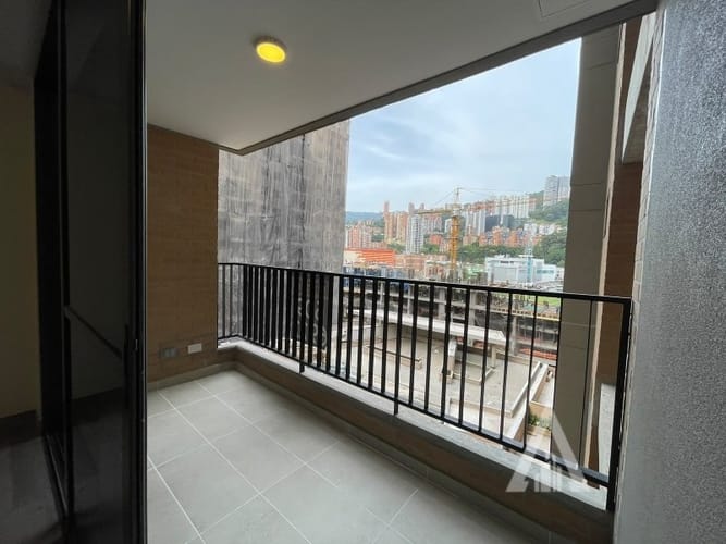 Apartamento de 3 alcobas en arriendo en Ciudad Del Río, Medellín, 78 m² · foto 8 de 10