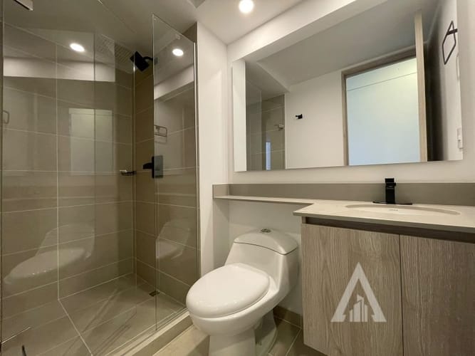 Apartamento de 3 alcobas en arriendo en Ciudad Del Río, Medellín, 78 m² · foto 9 de 10