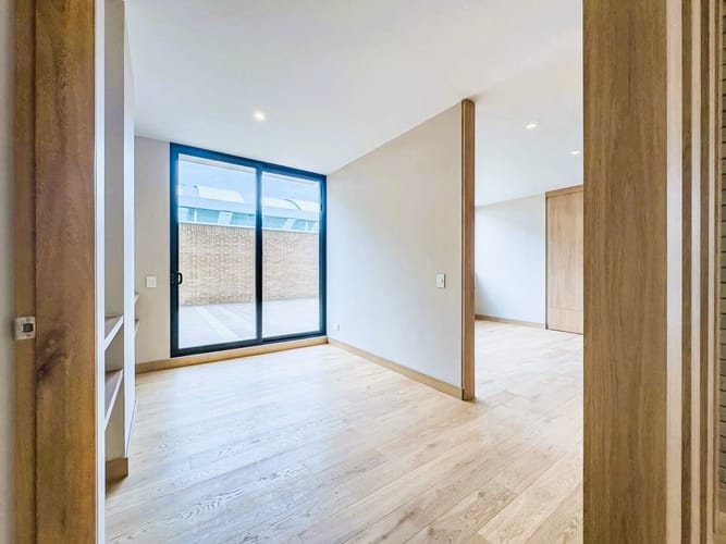 Apartamento de 3 alcobas en venta en La Cabrera, Bogotá, 133 m² · foto 7 de 18