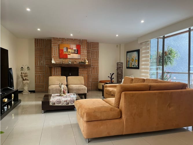 Casa de 6 alcobas en venta en Loma De San Jose, Sabaneta, 500 m² · foto 5 de 15