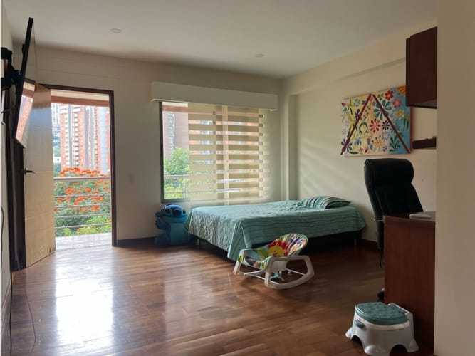 Casa de 6 alcobas en venta en Loma De San Jose, Sabaneta, 500 m² · foto 12 de 15