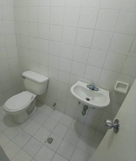 Local en arriendo en Poblado Del Sur, La Estrella, 66 m² · foto 5 de 8