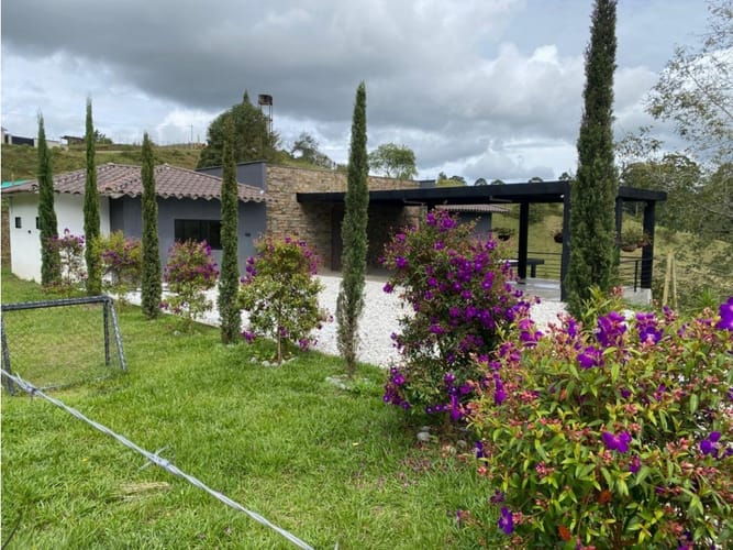 Finca en arriendo en El Porvenir, Rionegro, 280 m² · foto 14 de 15