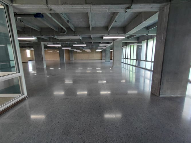 Oficina en arriendo en Guayabal, Medellín, 596 m² · foto 16 de 16