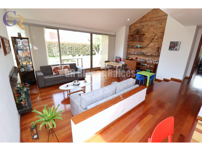 Casa de 3 alcobas en arriendo en Rozo, Cota, 257 m² · foto 6 de 24