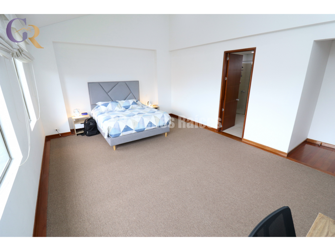 Casa de 3 alcobas en arriendo en Rozo, Cota, 257 m² · foto 14 de 24