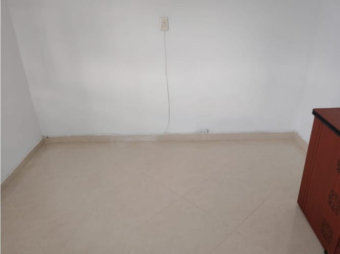 Casa de 2 alcobas en venta en Campo Valdes No.2, Medellín, 69 m² · foto 7 de 9