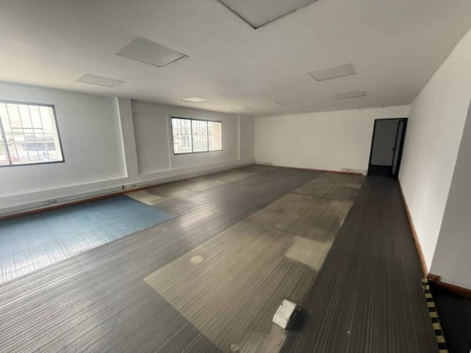 Bodega en arriendo en Suramérica, Itagüí, 920 m² · foto 5 de 10