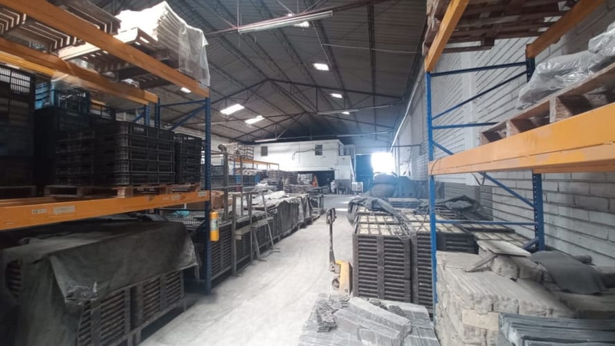 Bodega en arriendo en Suramérica, Itagüí, 920 m² · foto 7 de 10