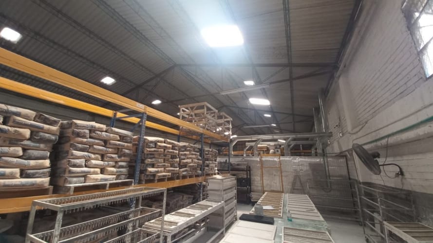 Bodega en arriendo en Suramérica, Itagüí, 920 m² · foto 9 de 10