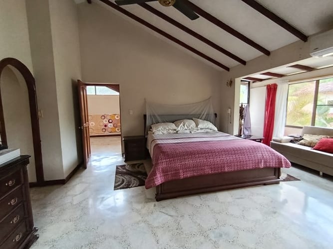 Casa de 6 alcobas en venta en La Morada, Jamundí, 437 m² · foto 19 de 24