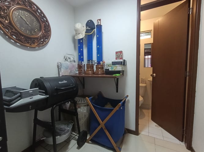 Casa de 6 alcobas en venta en El Castillo, Jamundí, 180 m² · foto 11 de 24