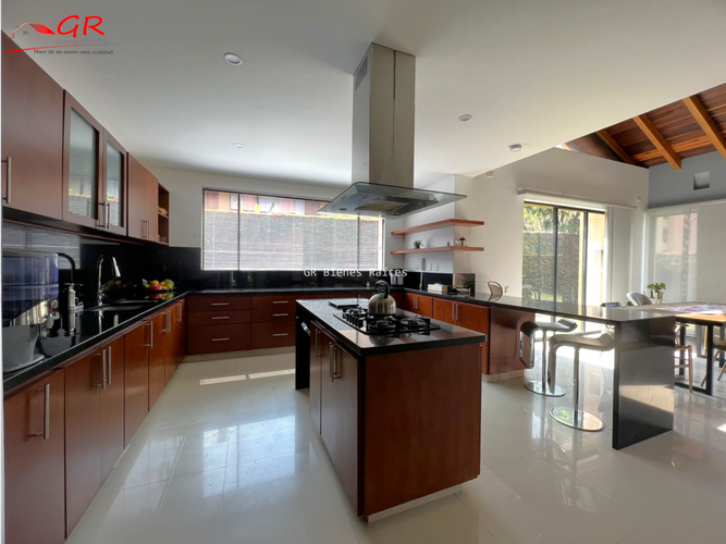Casa de 3 alcobas en venta en Delicias Norte, Chía, 300 m² · foto 11 de 24