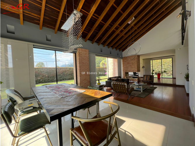 Casa de 3 alcobas en venta en Delicias Norte, Chía, 300 m² · foto 12 de 24