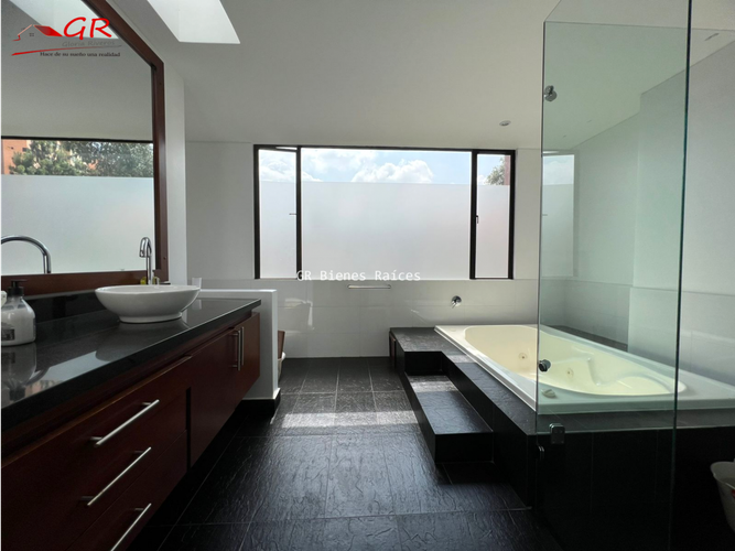 Casa de 3 alcobas en venta en Delicias Norte, Chía, 300 m² · foto 17 de 24